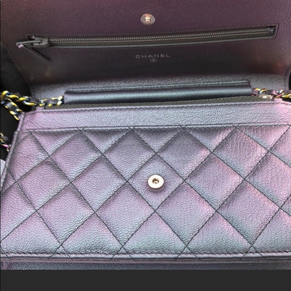 ❤️🇮🇹HP🇮🇹❤️UNICORN CHANEL MERMAID IRIDESCENT RAINBOW HARDWARE WOC COLLECTIBLE - Picture 7 of 16
